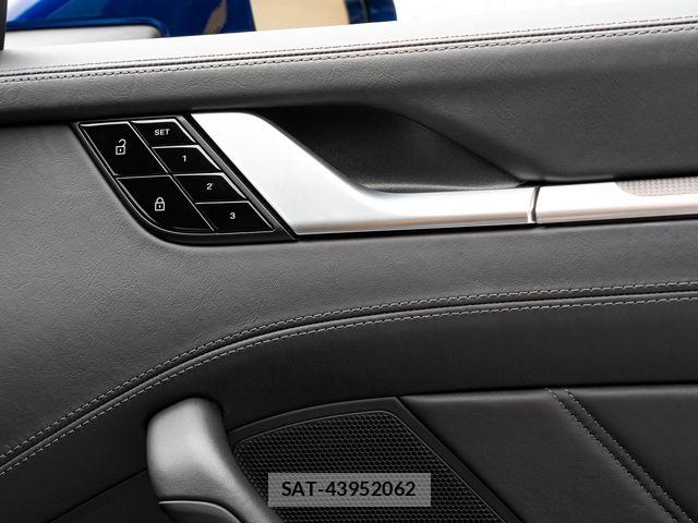 Porsche 911 2020-10 6816562-18