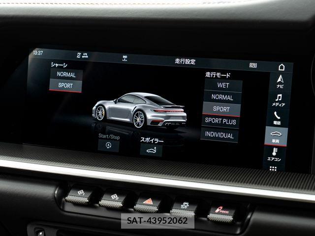 Porsche 911 2020-10 6816562-22