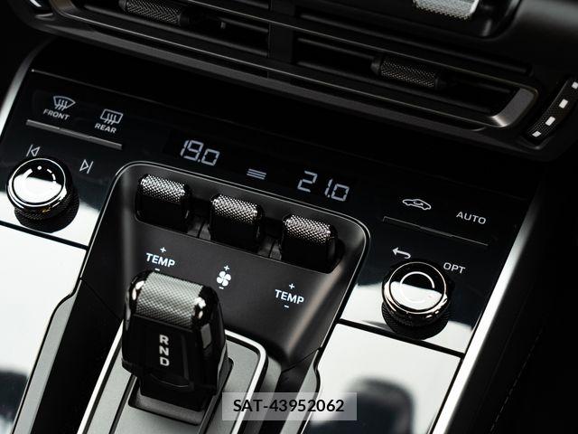 Porsche 911 2020-10 6816562-24