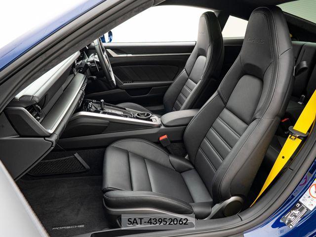 Porsche 911 2020-10 6816562-27