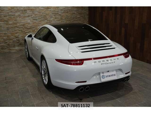Porsche 911 2015-06 6911146-21