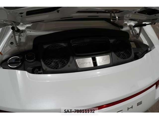 Porsche 911 2015-06 6911146-23
