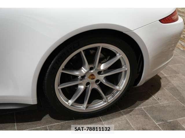 Porsche 911 2015-06 6911146-25