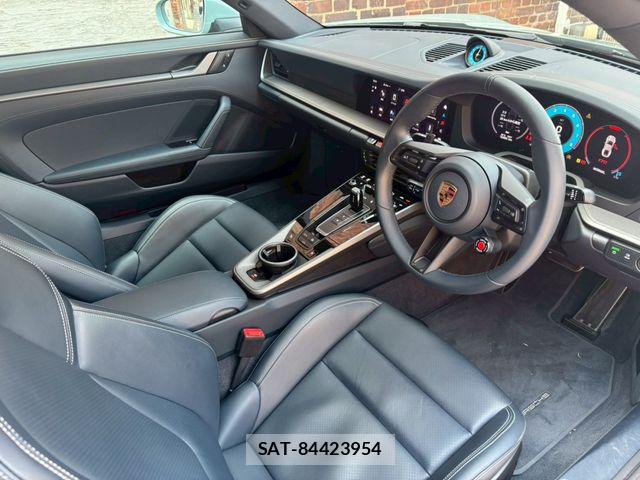 Porsche 911 2025-01 6911145-1