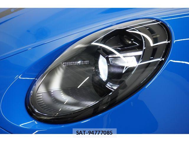 Porsche 911 2022-08 6911143-9