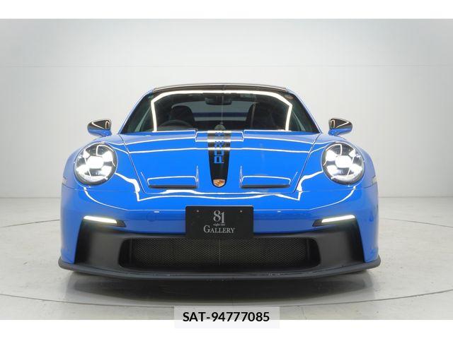 Porsche 911 2022-08 6911143-1