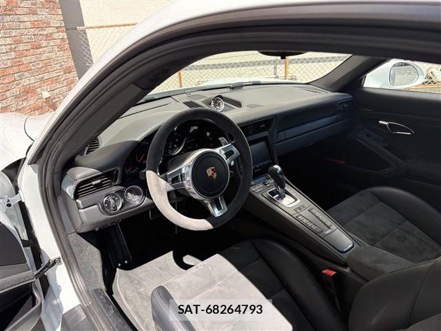 Porsche 911 2015-01 7060214-9