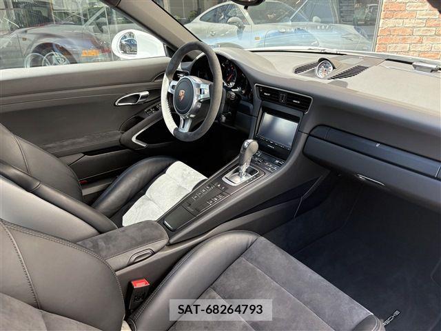 Porsche 911 2015-01 7060214-11