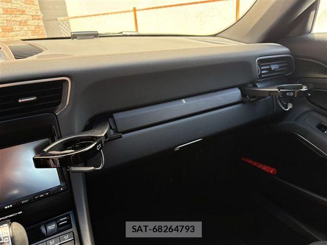 Porsche 911 2015-01 7060214-22