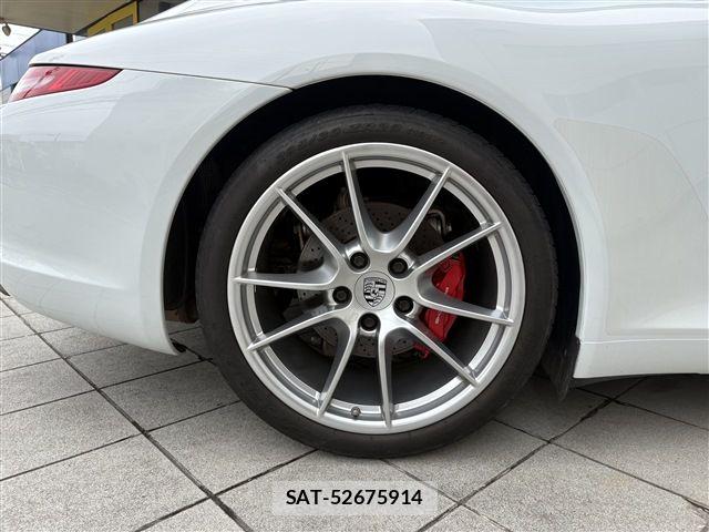 Porsche 911 2015-04 7060213-9