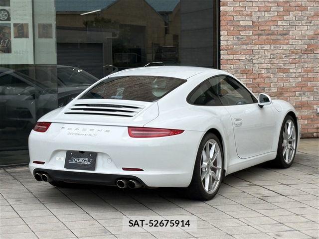 Porsche 911 2015-04 7060213-1