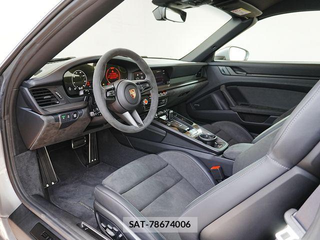 Porsche 911 2026-02 7223542-17