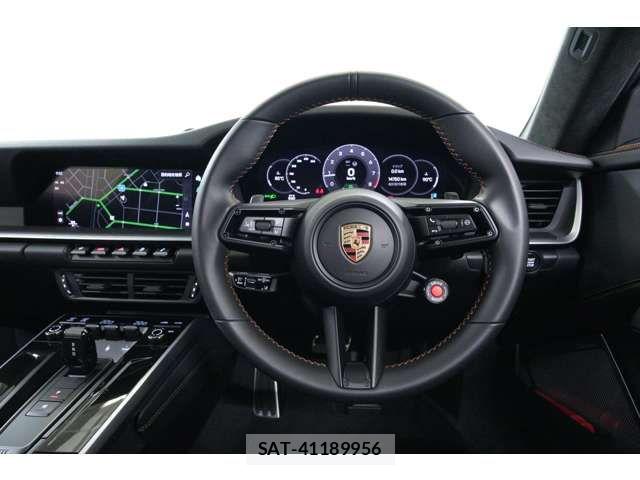 Porsche 911 2025-07 7223543-12