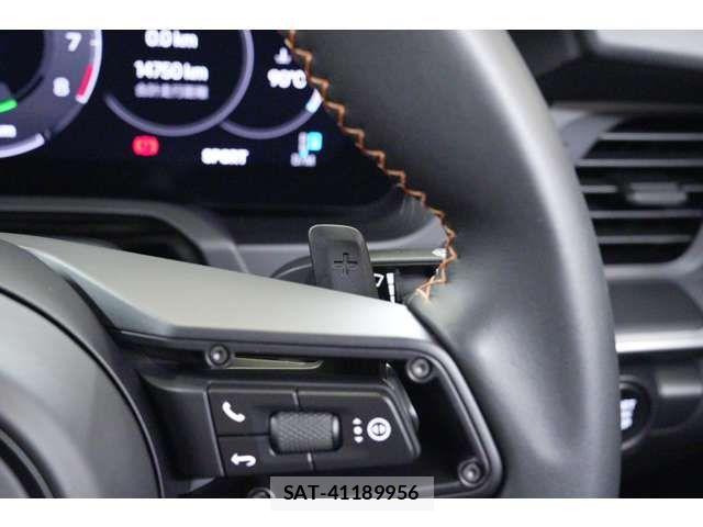 Porsche 911 2025-07 7223543-15