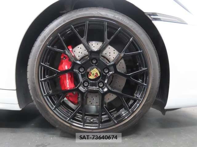 Porsche 911 2019-08 7223539-7