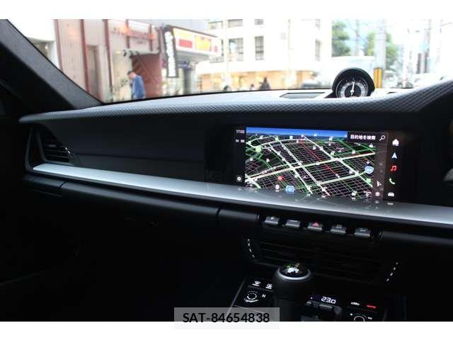 Porsche 911 2026-04 7223545-10