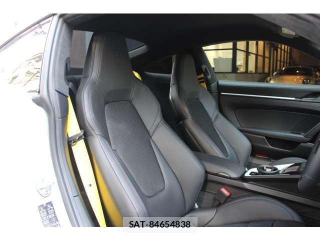 Porsche 911 2026-04 7223545-15