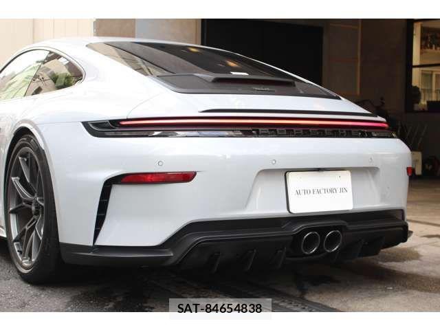 Porsche 911 2026-04 7223545-8