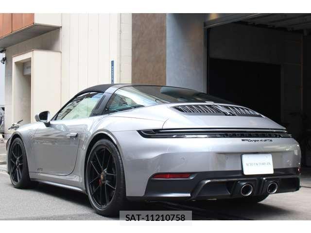 Porsche 911 2026-04 7223548-12