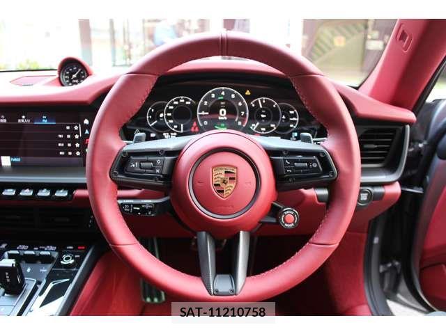 Porsche 911 2026-04 7223548-19