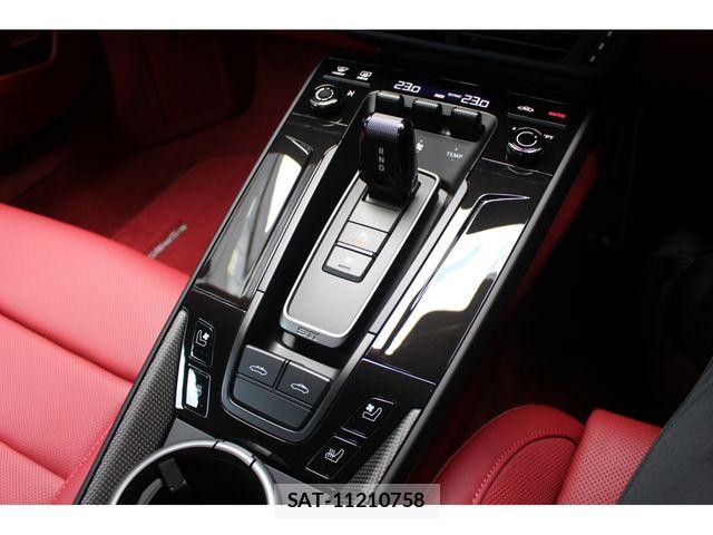 Porsche 911 2026-04 7223548-21