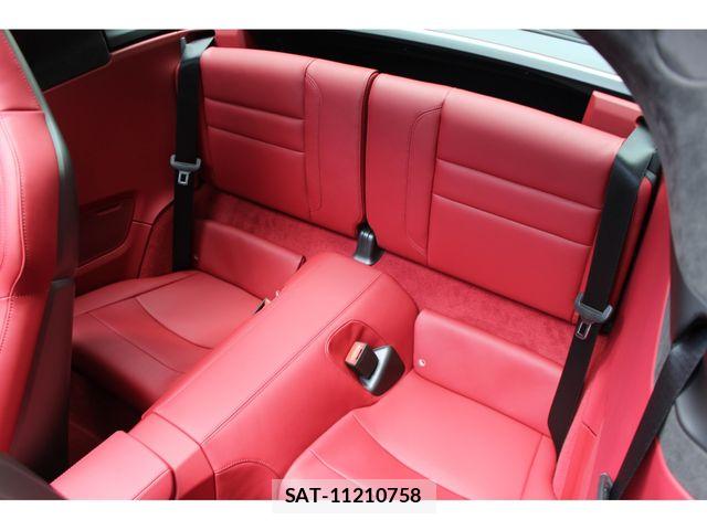 Porsche 911 2026-04 7223548-25