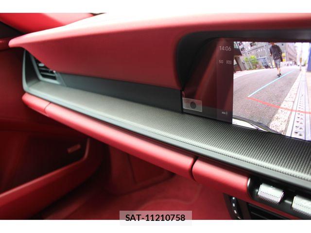 Porsche 911 2026-04 7223548-29