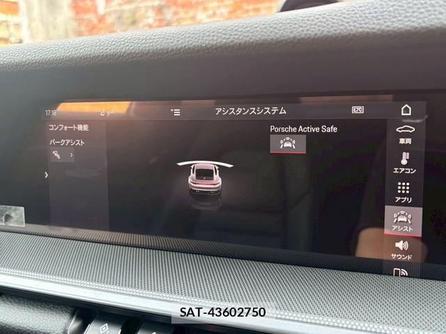 Porsche 911 2021-04 7251912-23