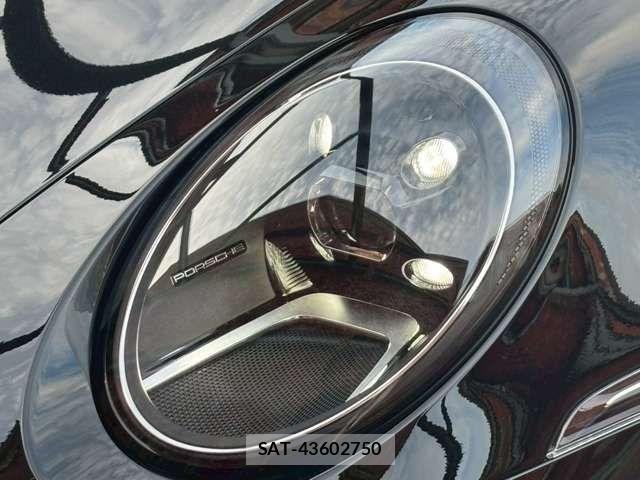 Porsche 911 2021-04 7251912-4
