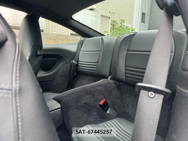 Porsche 911 2005-05 7272707-12