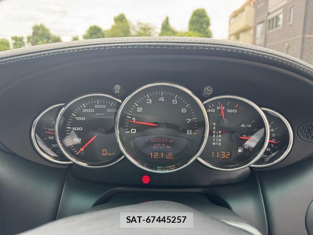Porsche 911 2005-05 7272707-13