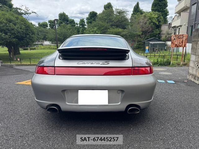Porsche 911 2005-05 7272707-4