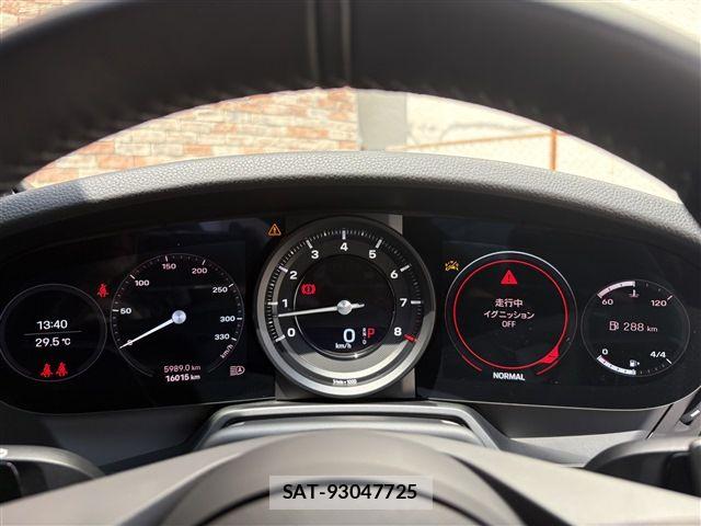 Porsche 911 2023-12 7272702-20