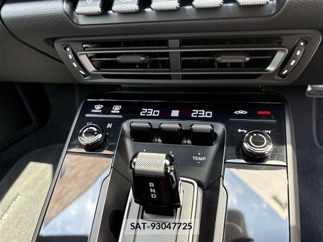 Porsche 911 2023-12 7272702-24