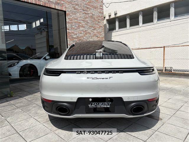 Porsche 911 2023-12 7272702-7