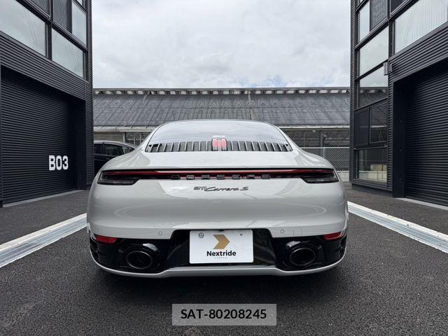 Porsche 911 2020-06 7329343-3