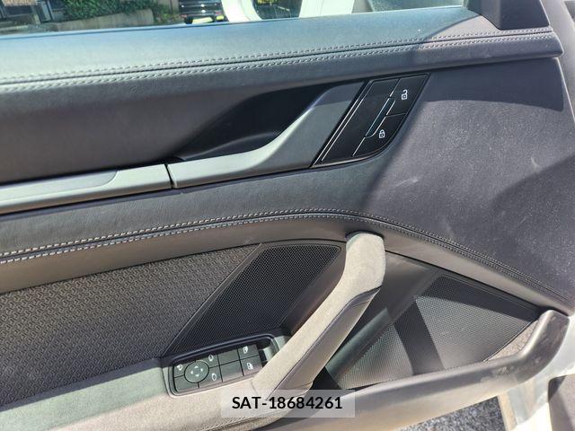 Porsche 911 2025-04 7329338-9