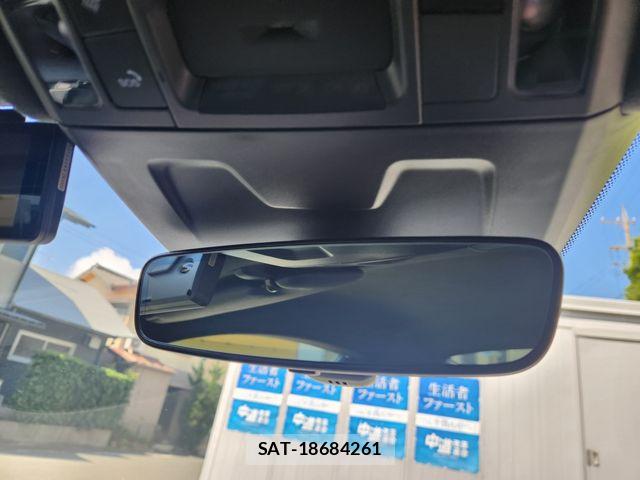 Porsche 911 2025-04 7329338-20