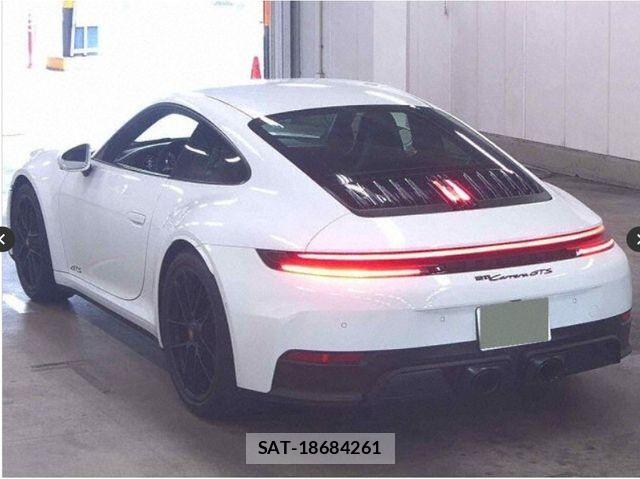Porsche 911 2025-04 7329338-2