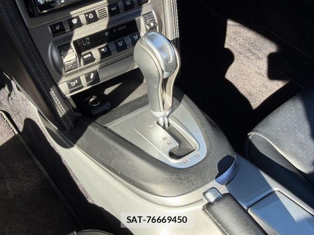 Porsche 911 2006-04 7329345-11