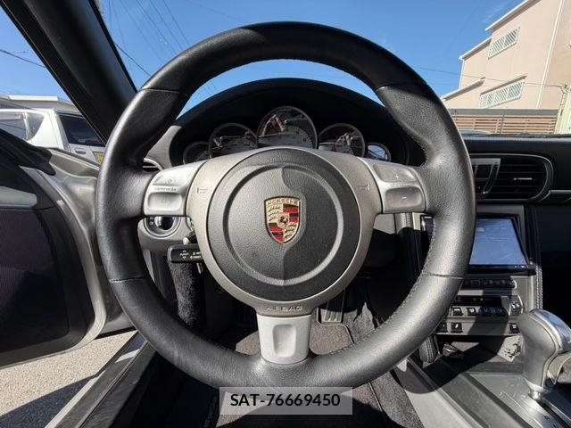 Porsche 911 2006-04 7329345-13