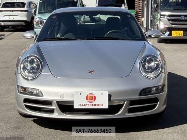 Porsche 911 2006-04 7329345-21