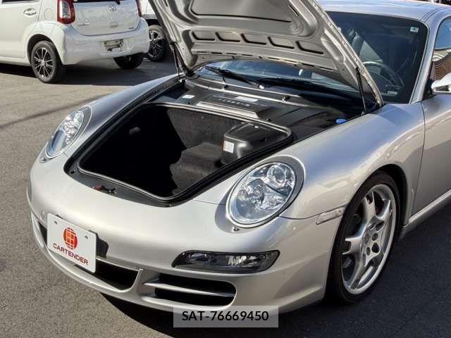 Porsche 911 2006-04 7329345-22