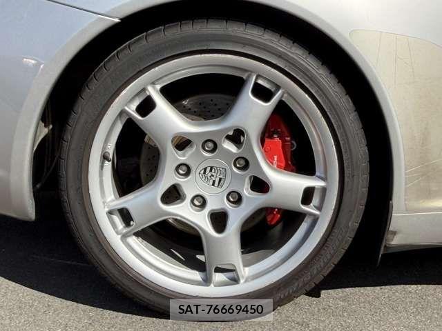 Porsche 911 2006-04 7329345-27