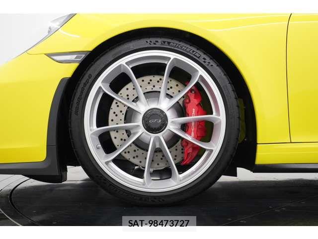 Porsche 911 2019-06 7359297-3