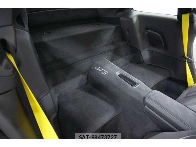 Porsche 911 2019-06 7359297-8
