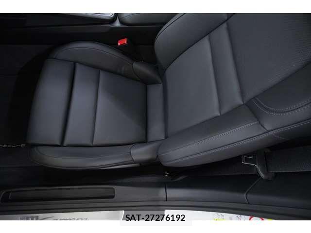 Porsche 911 2025-08 7359296-4