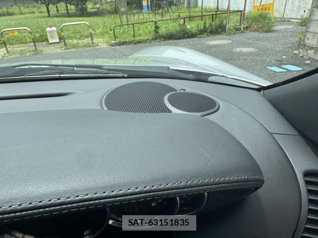 Porsche 911 2005-05 7359309-17