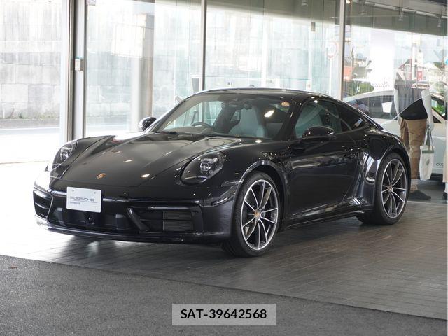 Porsche 911 2021-04 7393536-0
