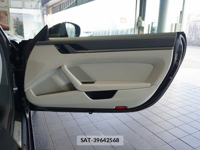 Porsche 911 2021-04 7393536-10